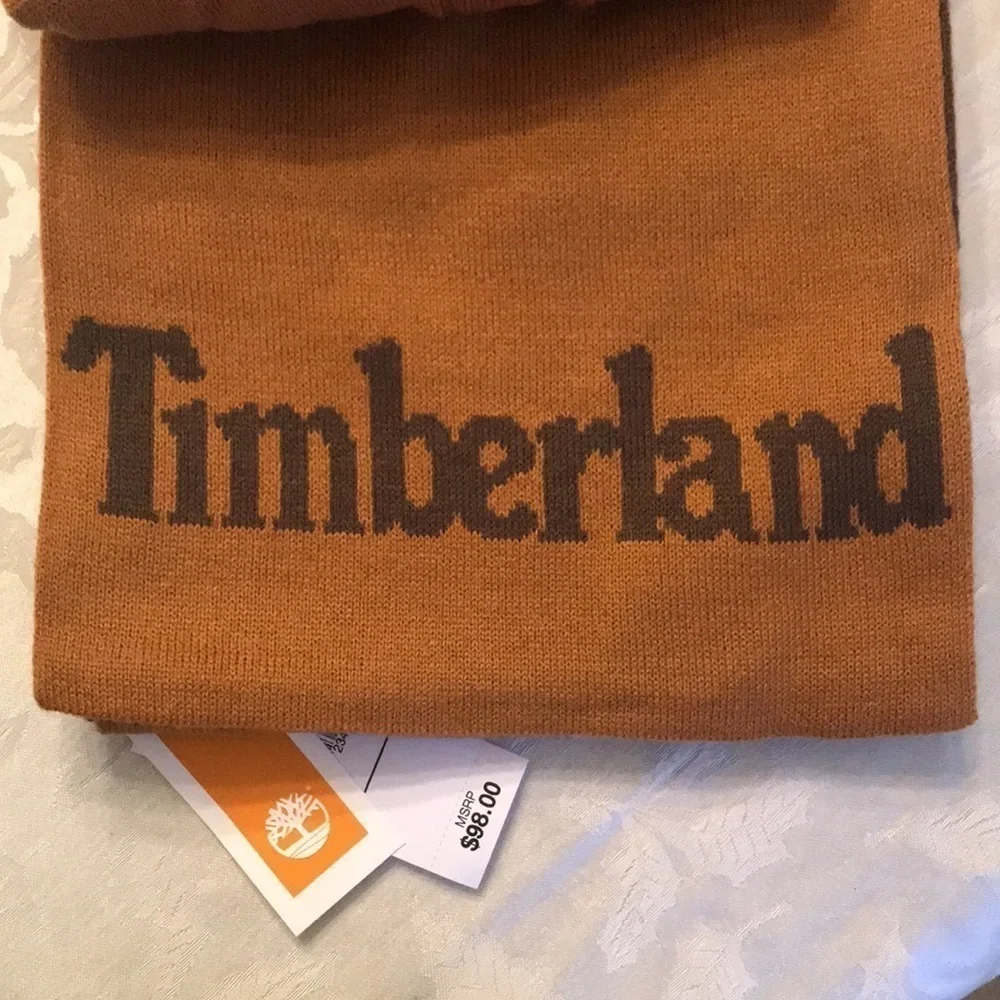 Brand New Timberland Reversible Knit Hat and Scarf Set